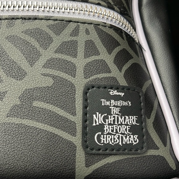 🆕 Nightmare Before Christmas 3 Piece Gift Set Mini Backpack ID Wallet Keychains - Picture 7 of 16